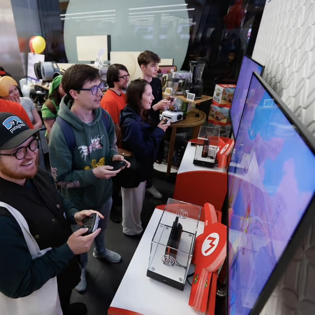 Switch 2 Experience